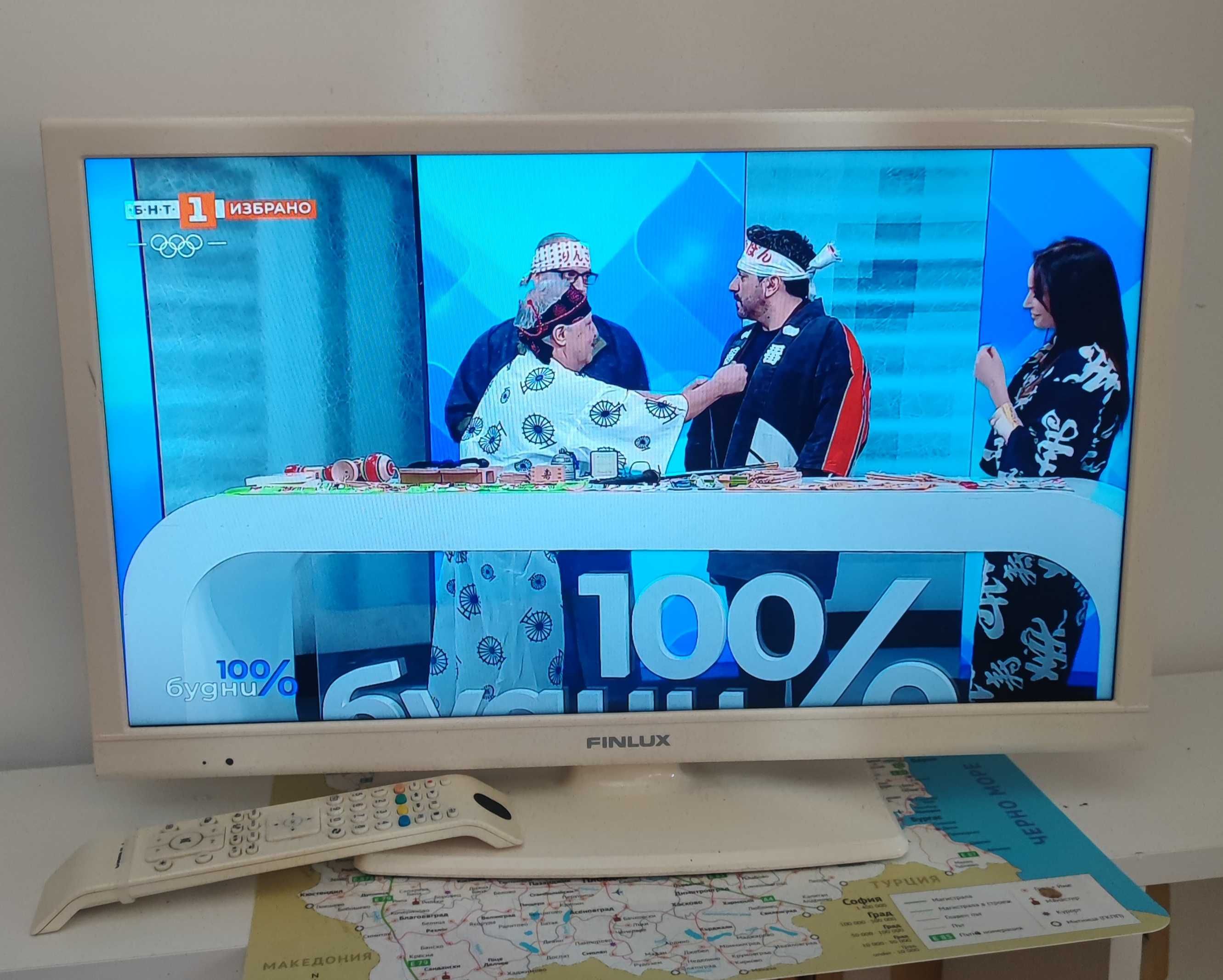 Телевизор Finlux 24" бял