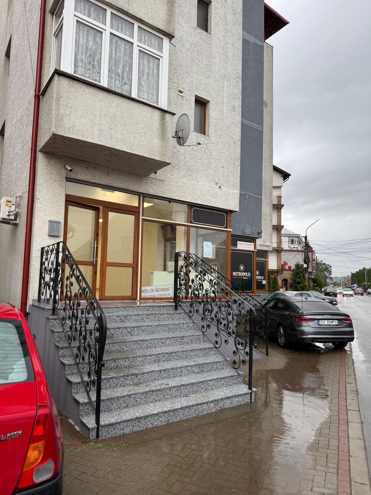De inchiriat spatiu