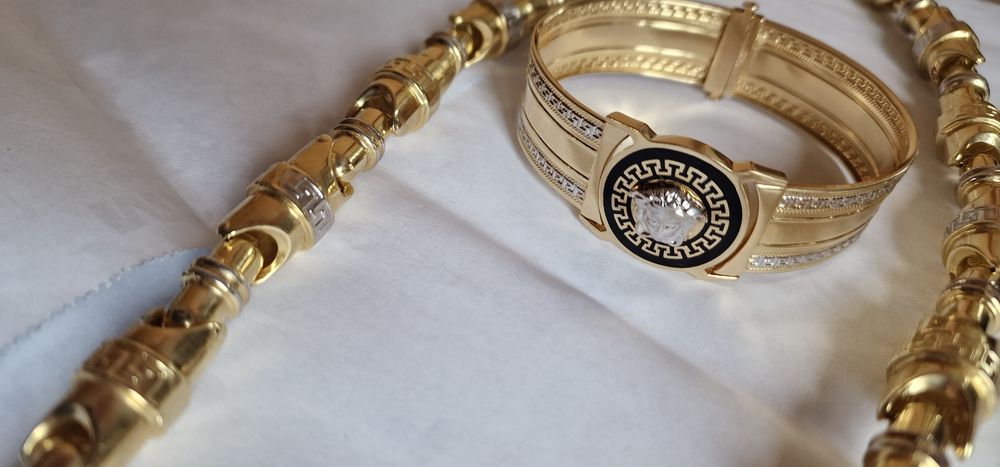 Златен  синджир  и гривна Versace