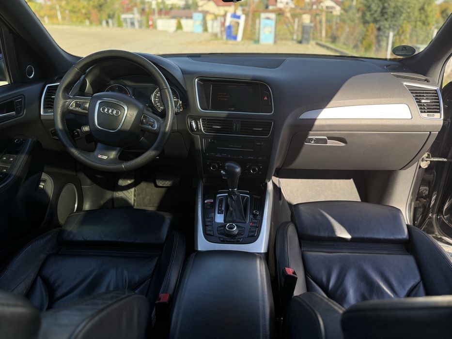 Audi Q5 3.0 TDI Quattro S line 245CP S tronic Panoramic Bang & Olufsen