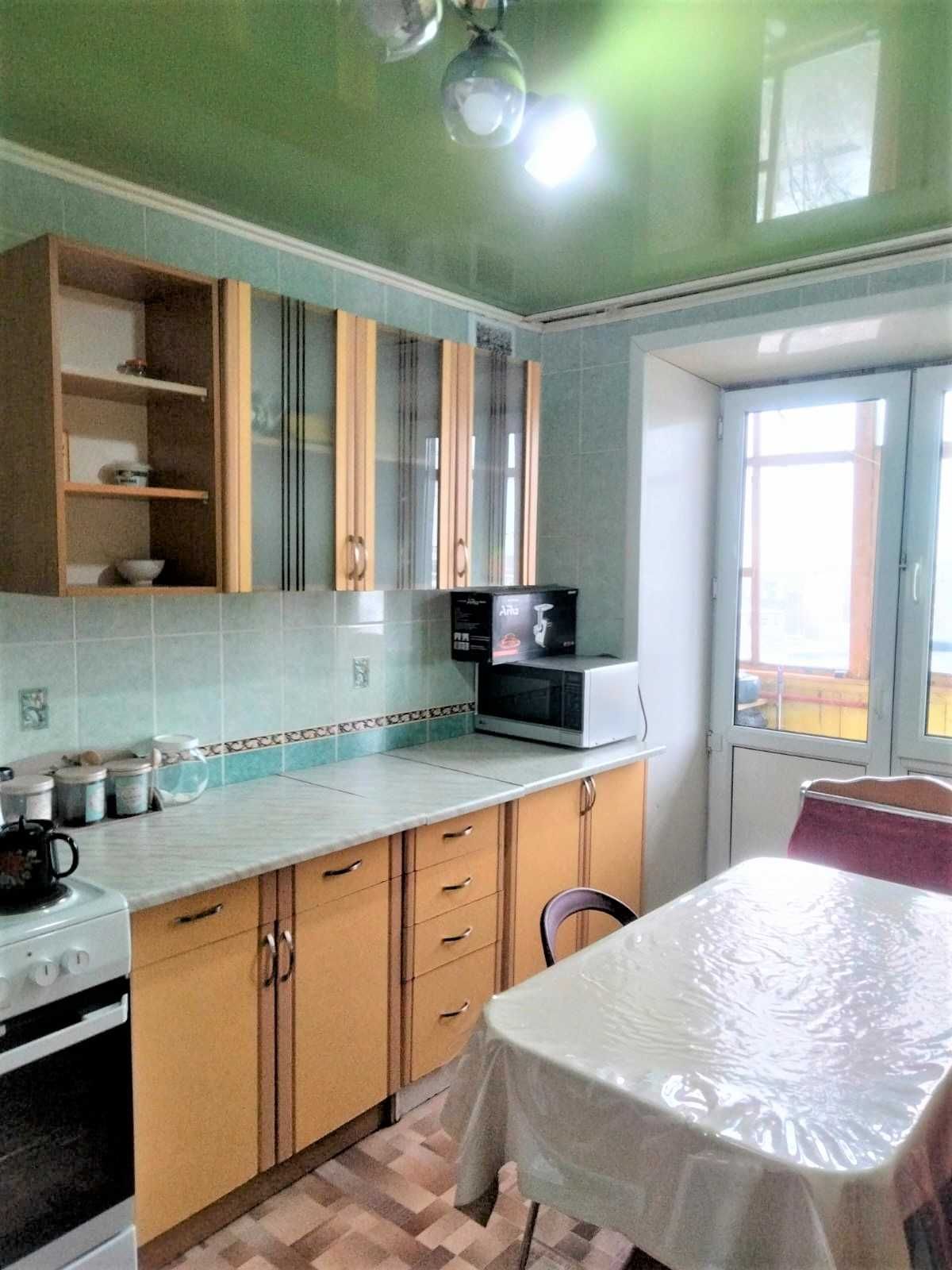 Продам 3-х комн. в 7 мкр. (пр. Момышулы)