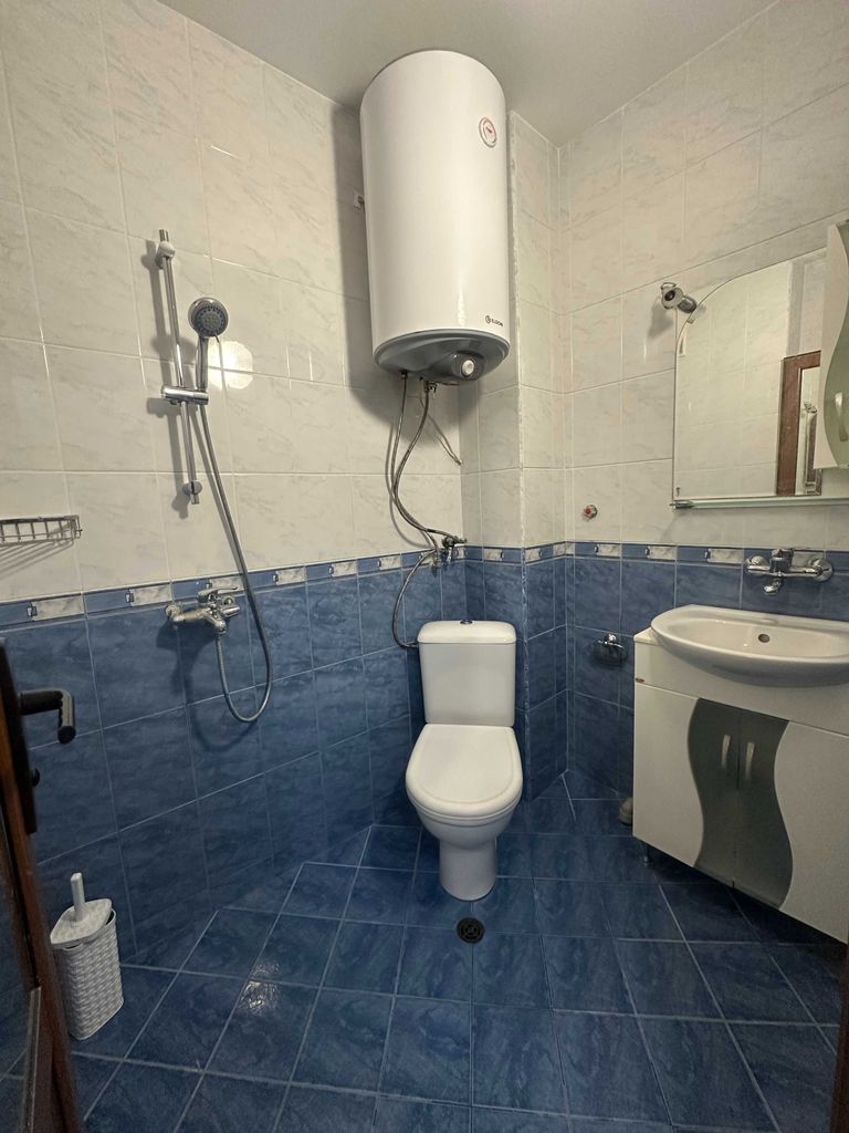 Дава се под наем Четиристаен апартамент в Варна, Виница - 110 кв.м за 637.5 € - Снимка #11