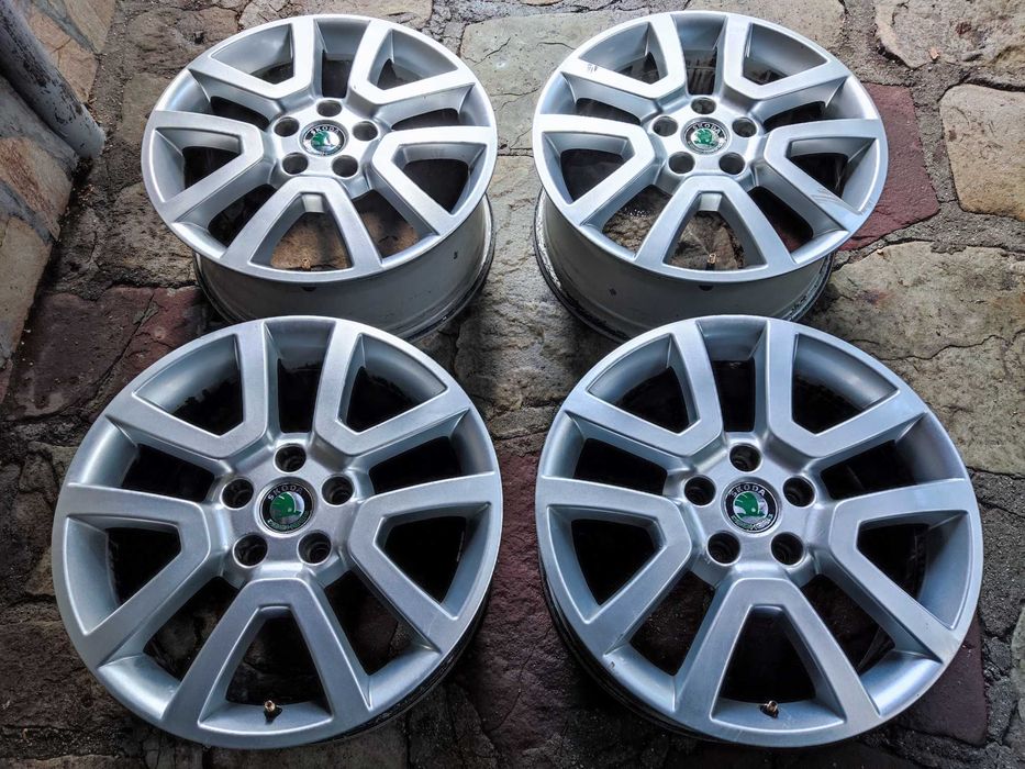 Skoda 17 цола 5х112 оригинални алуминиеви лети джанти Шкода 5x112