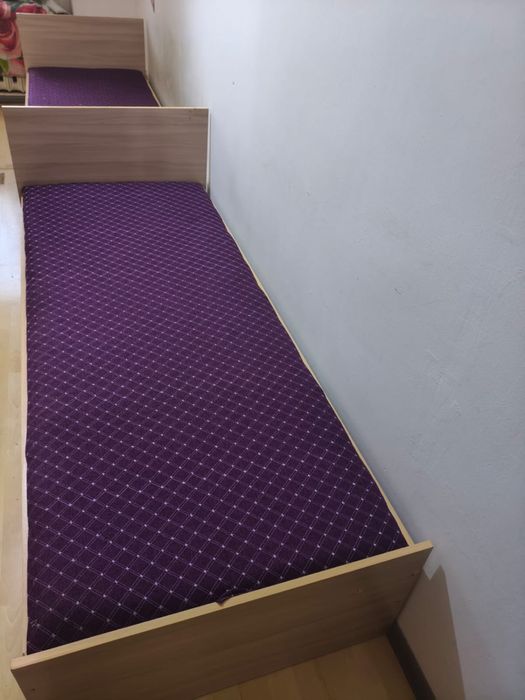 Продам односпальную кровать