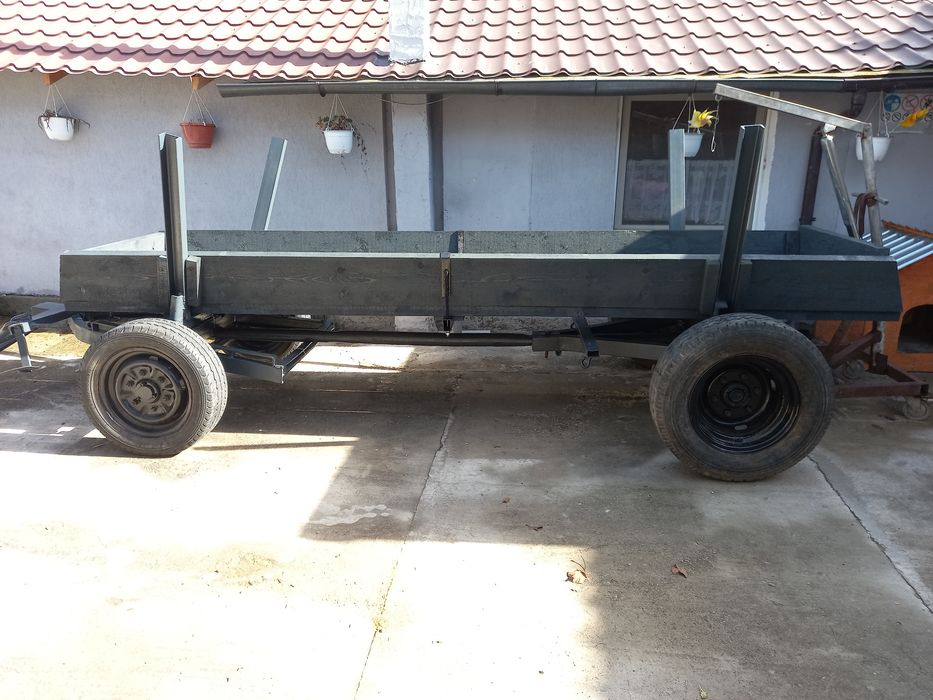 Vând căruță după tractor