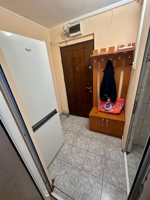 Inchiriez apartament 2 camera zona viziru 1