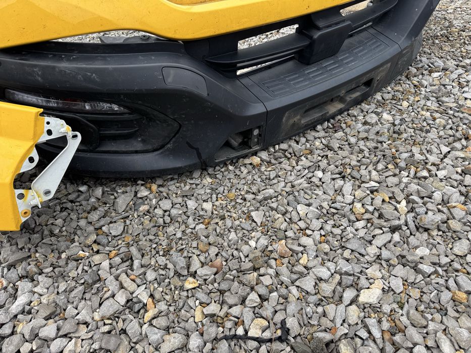Vand fata pentru Iveco