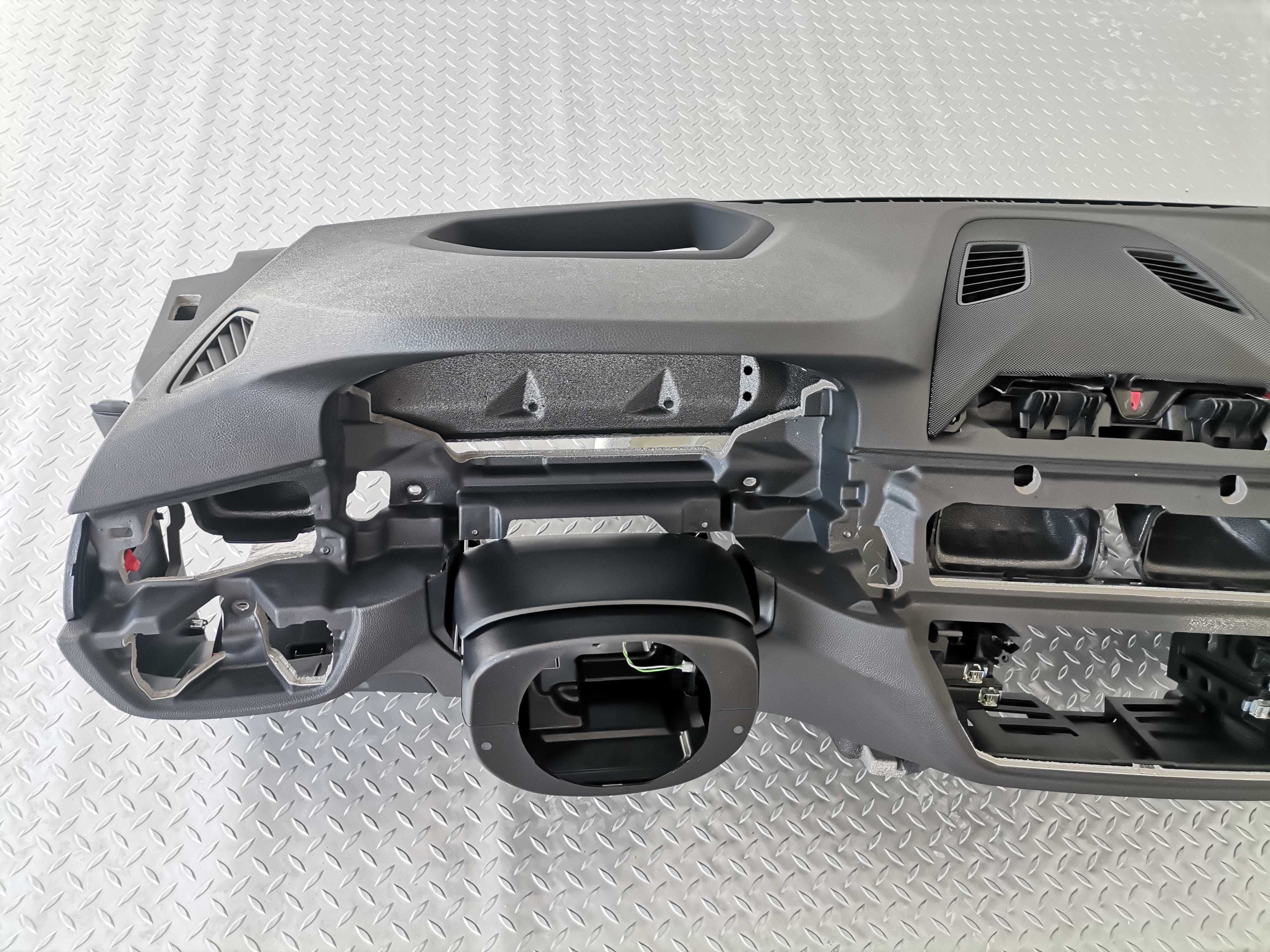 Ново Табло BMW 5 G30 G31 G38 Lci HUD Черно гума