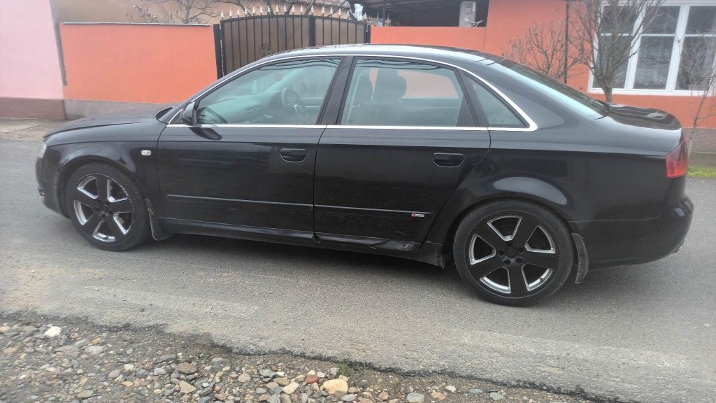 Dezmembrez Audi a4 b7 2.0 BRE