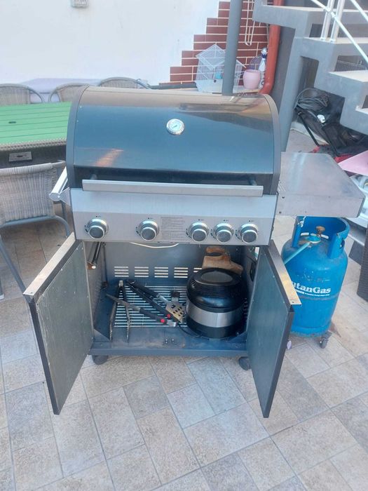 Gratar pe gaz(butelie) de curte