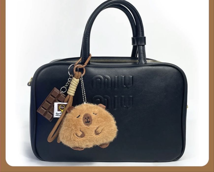 Брелок-капибара на сумку