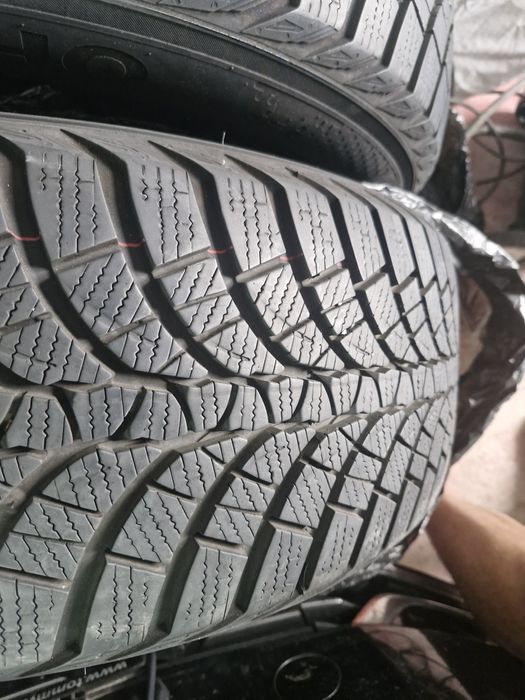 2 бр зимни 225 55 17