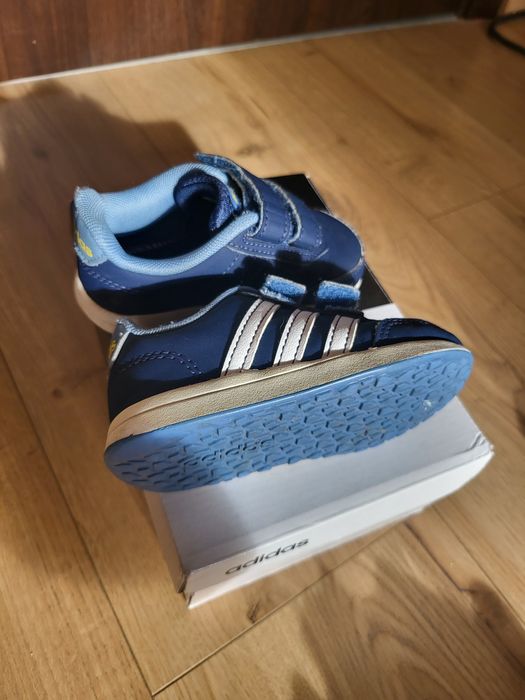 Бебешки/детски  маратонки Adidas/ Адидас  21 и 20 номер