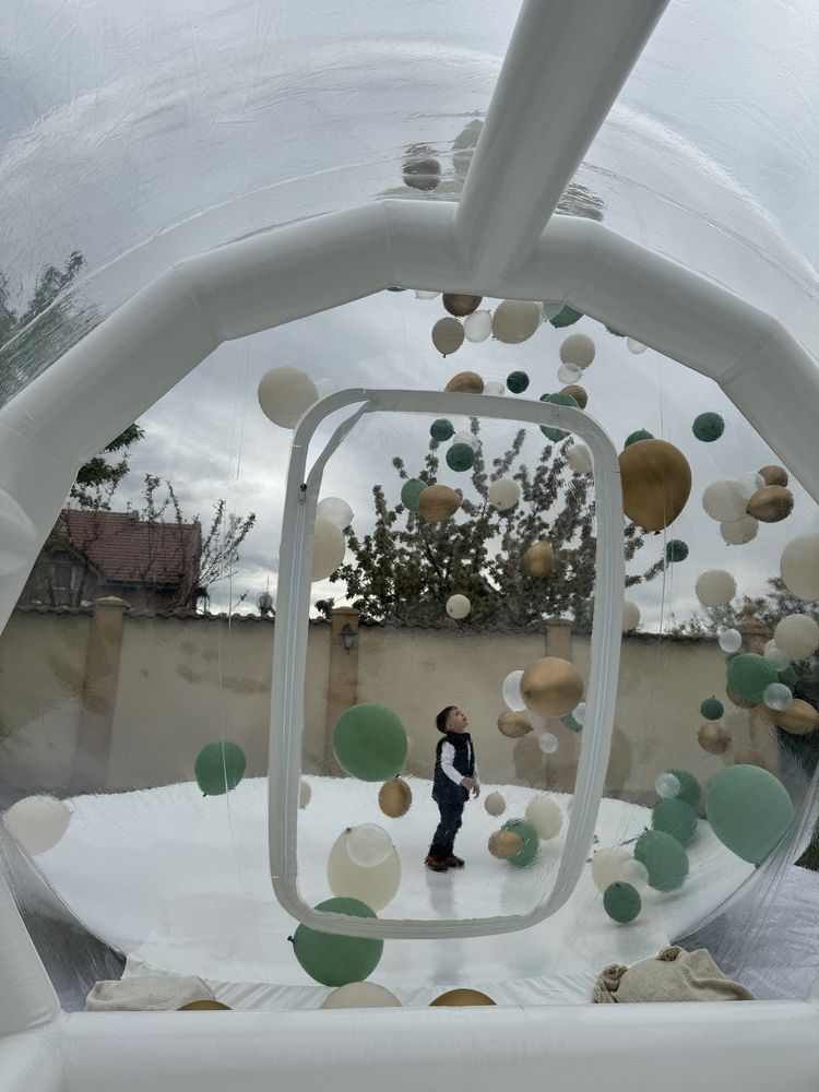 Bubble house/casa cu baloane de inchiriat