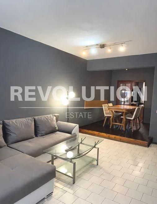 Тристаен апартамент в района на Младост!