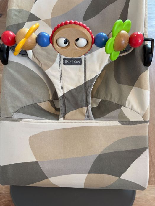 Balansoar BabyBjorn Bliss print Khaki/Green