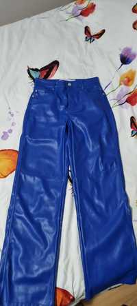 Pantaloni Bershka imitatirle piele