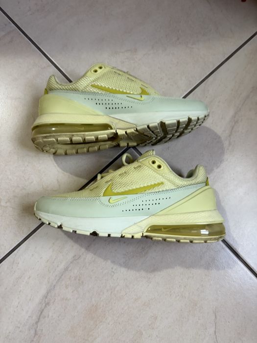 Nike air max pulse marimea 40