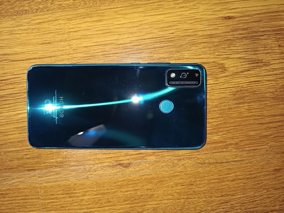 Продавам смартфон Honor jsn l22 като нов