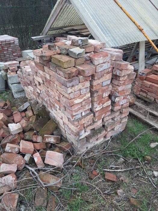 Cărămidă de vânzare