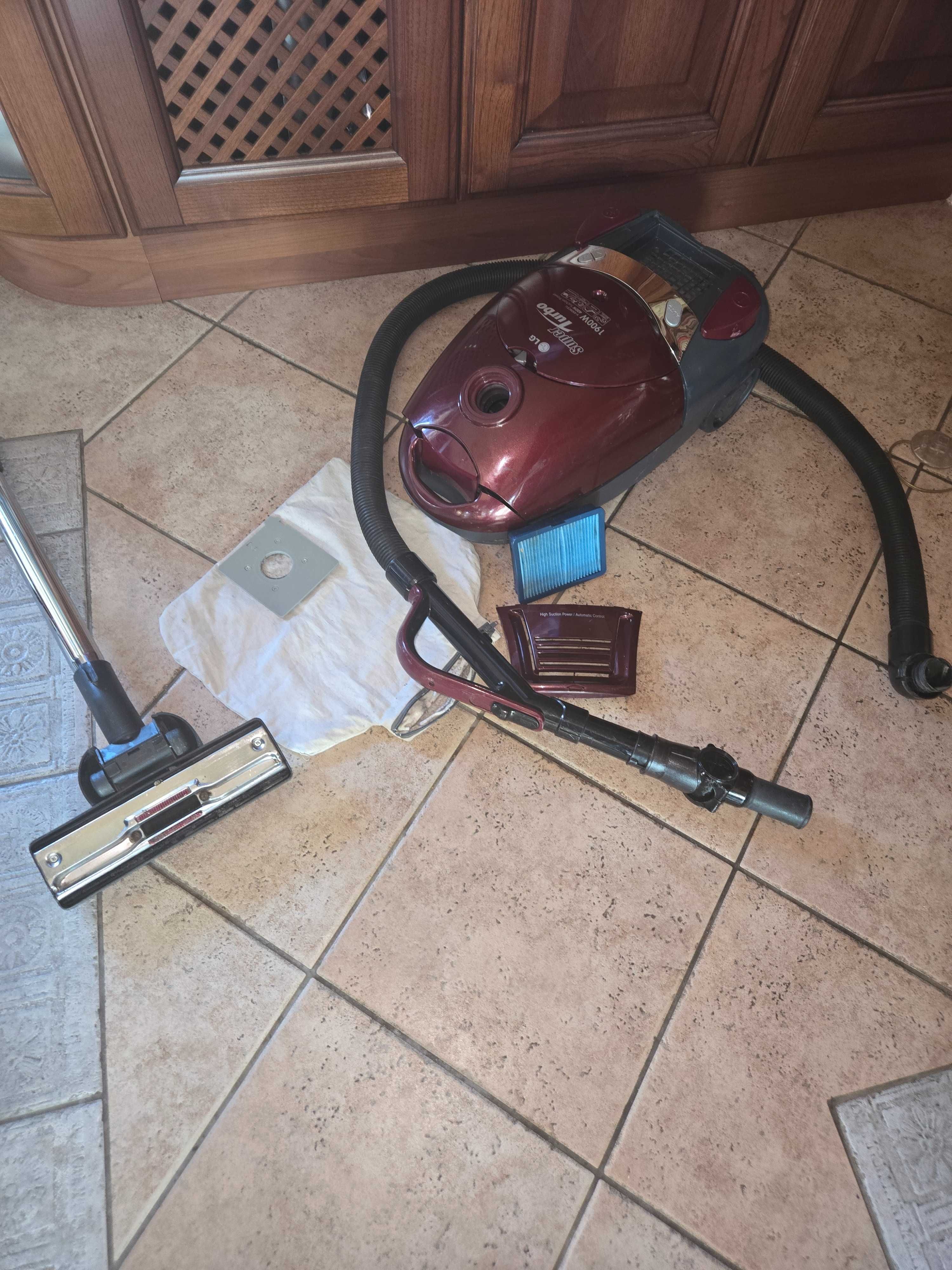 Прахосмукачка  LG VACUUM CLEANER