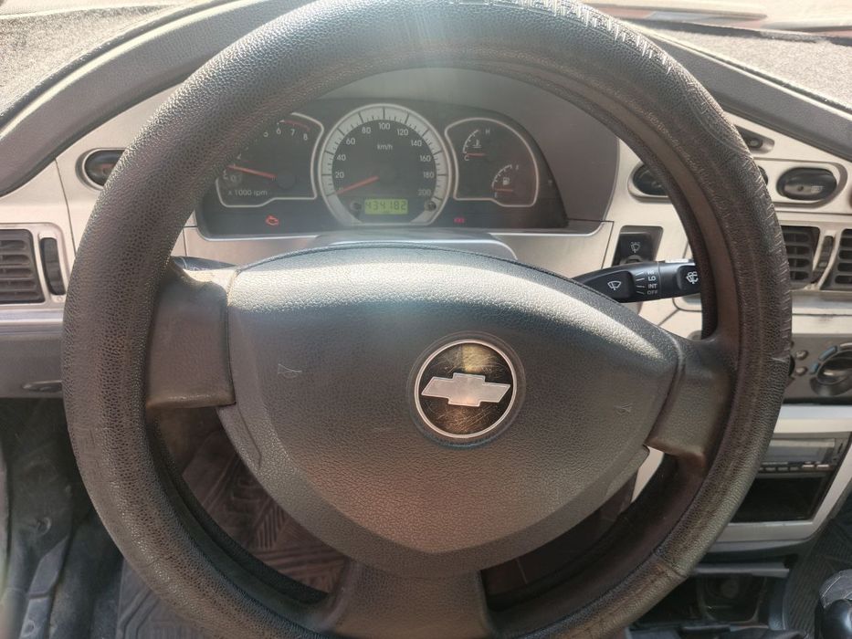 Nexia 2 1.6 dons  2015 yil kraska bor yurgan 434000 Narxi 4500$ kelash