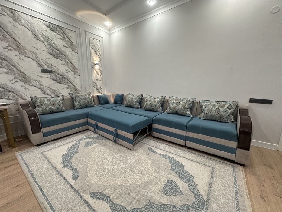 Продам диван трансформер в хорошем состоянии ‘б/у