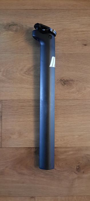 Продам карбоновый подседельный штырь