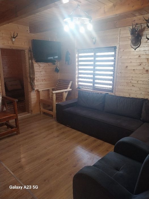 Închiriez cabana de craciun si revelion pentru 12 persoane, 5500