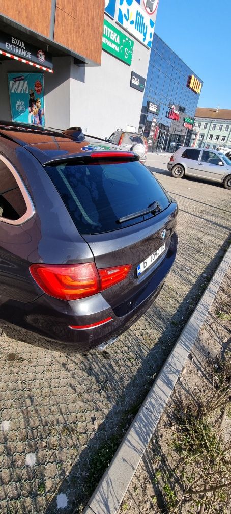 Продавам BMW F11 530xd
