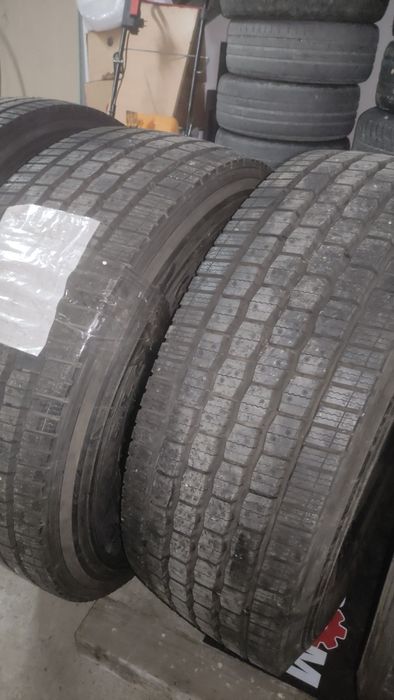 Vînd 4 cauciucuri noi camion 385-22,5