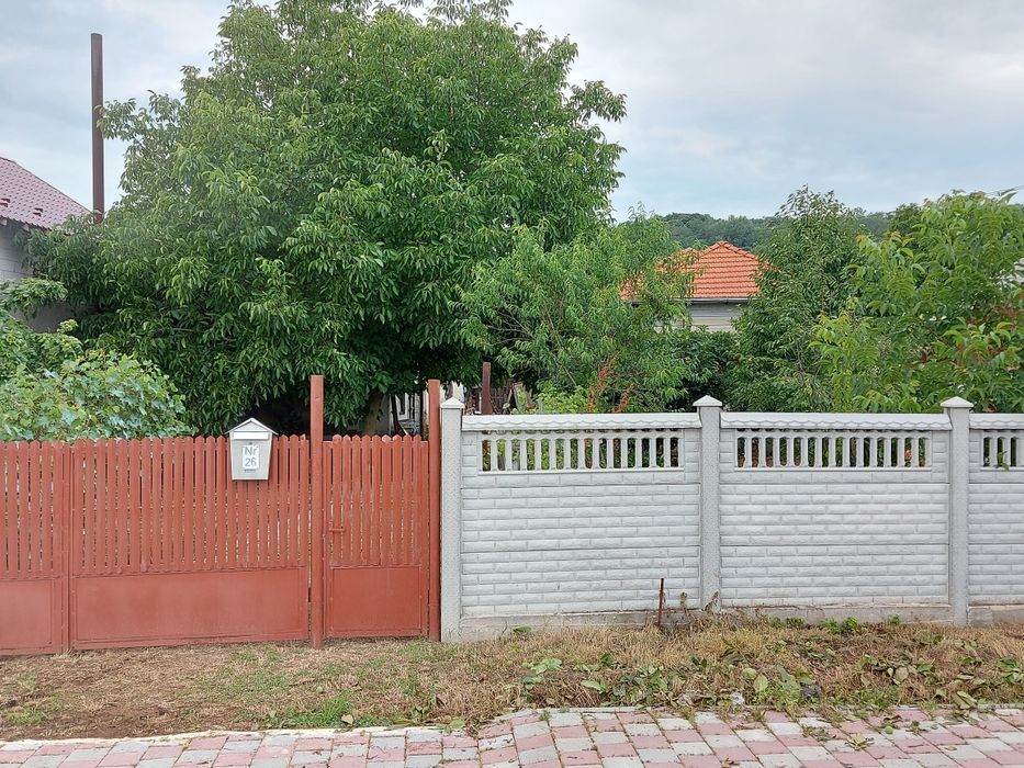 Schimb casa 95mp cu teren 2280mp in Ionesti, Valcea,toate utilitatile