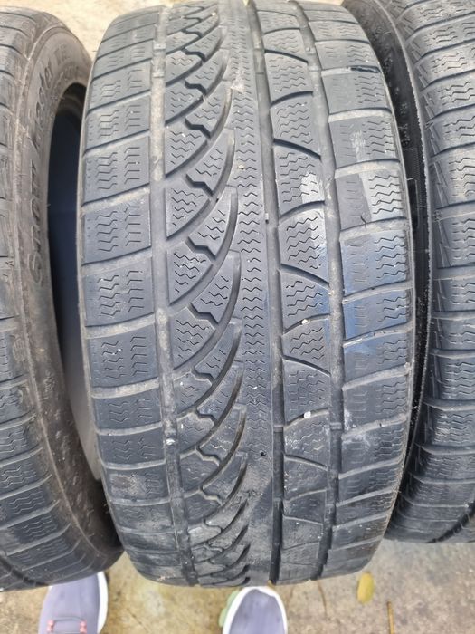 Cauciucuri iarna 225/45/17