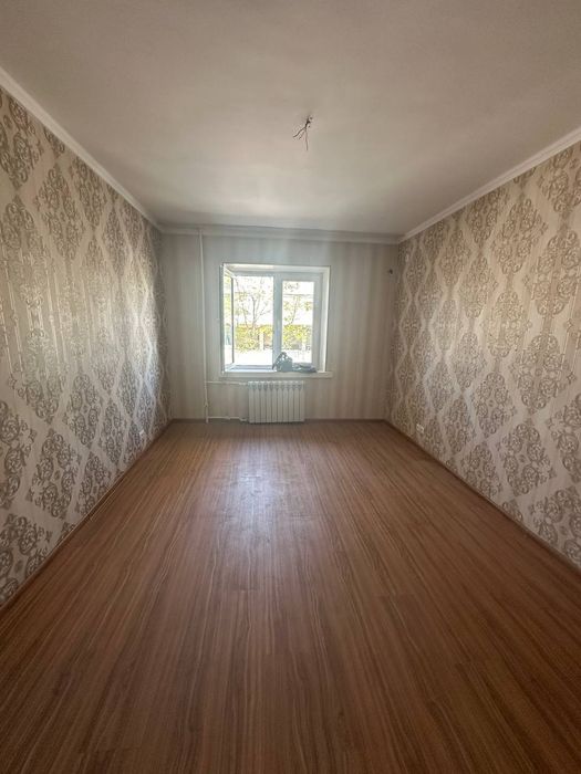 квартира продаю рисовый базар бакалея 1/2/4 кирп