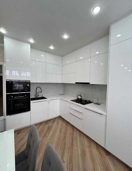 Продажа 3-комнатной квартиры, Береке 56Б