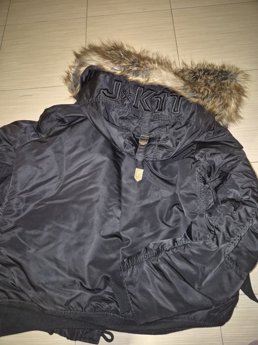 Оригинално зимно мъжко яке тип бомбър