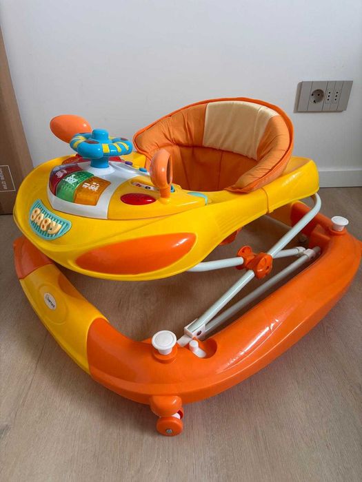 Premergator 2 in 1 Bertoni cu lumini si jucarii muzicale, Portocaliu