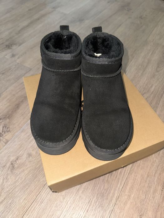 Продам новые угги