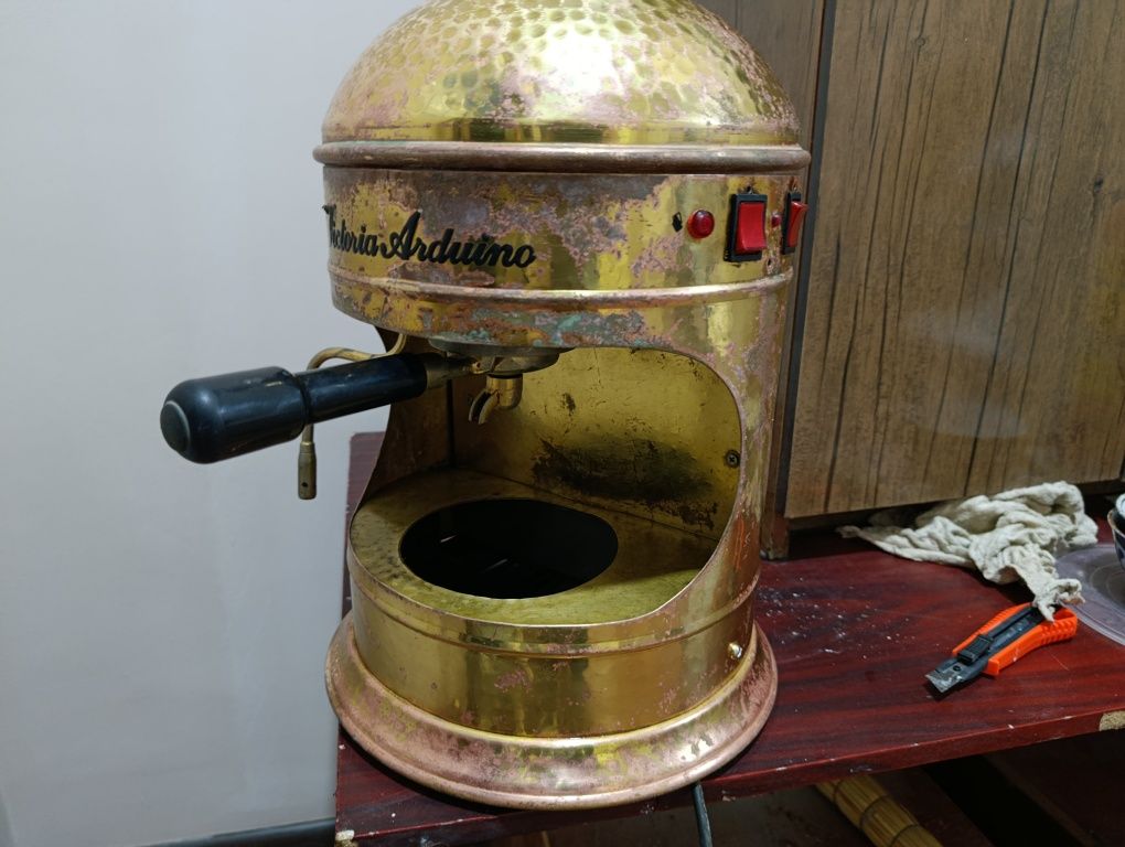 Кофемашина Аренда в комплекте с кофемолкой. Ремонт и обслуживание.