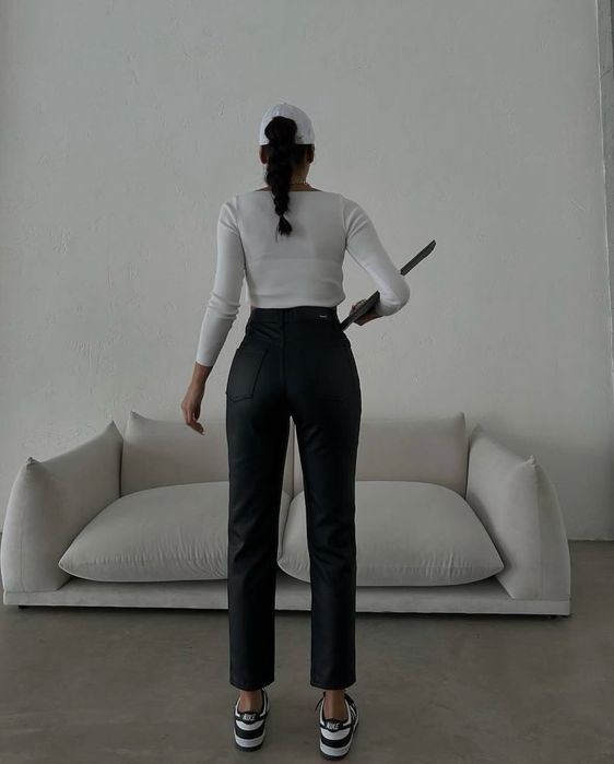 Продается новые джинсы отличного качества