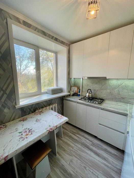 Продажа 1-комнатной квартиры, р-н 11 школы, полноценный дом