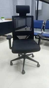 Офисное кресло модель 7006