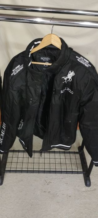 Geaca bărbătească xl pentru toamna iarna  in perfecte conditi