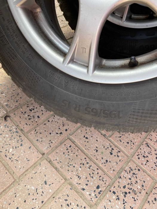 Vand set de jante rial cu cauciucuri de iarna Continental