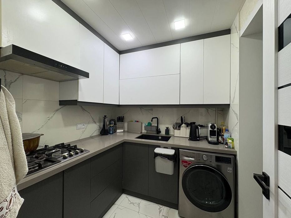 Чиланзар -5 квартал 3-х комнатная, возможна Ипотека