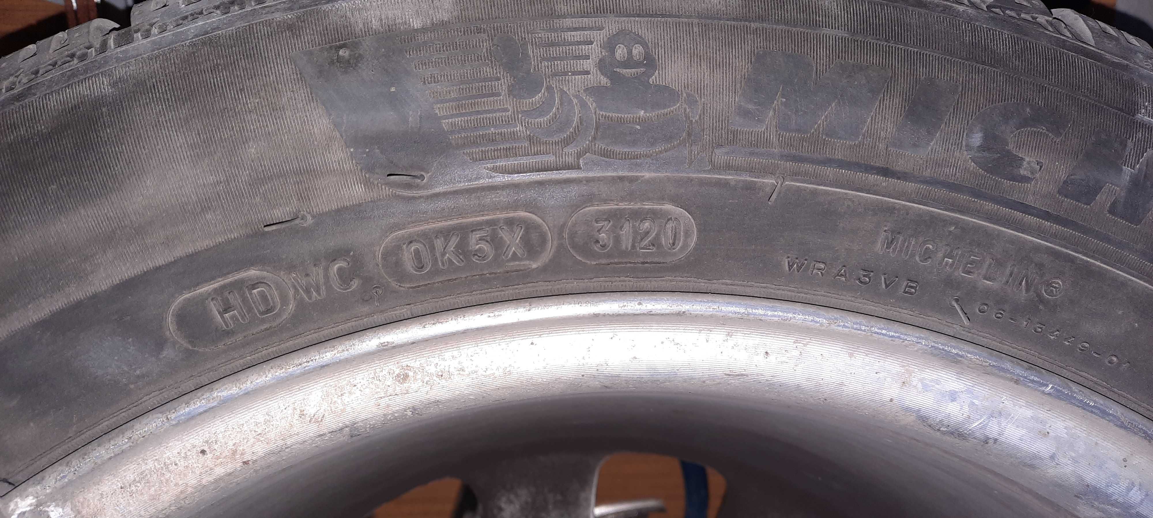 Продавам 4 бр. зимни гуми Michelin Alpin 6 205/55/16 коплект с джанти