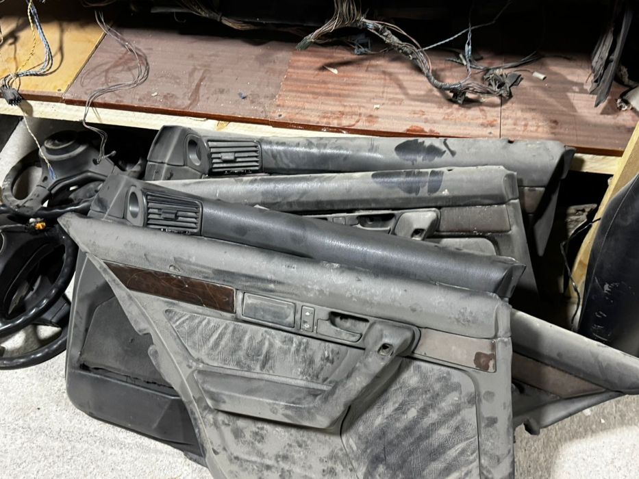 BMW e34. Разбор Есть всё. Возможна отправка.