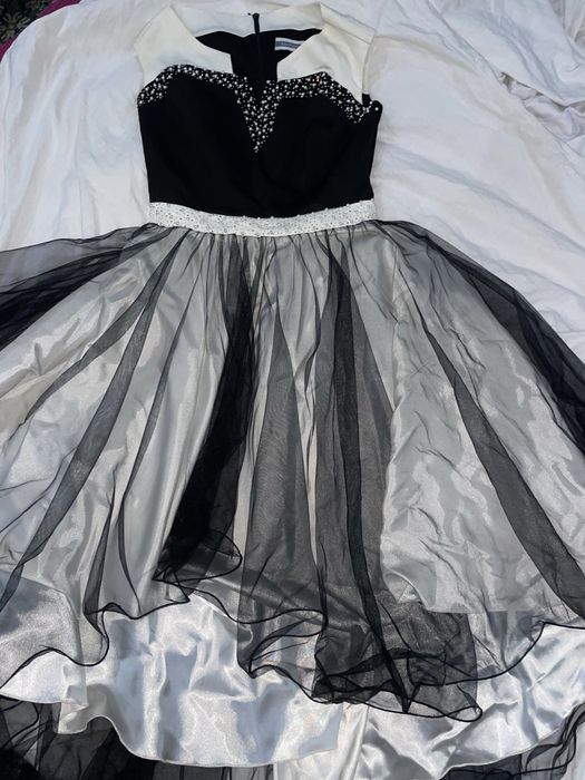 Вечерное платье кийлмаган умуман