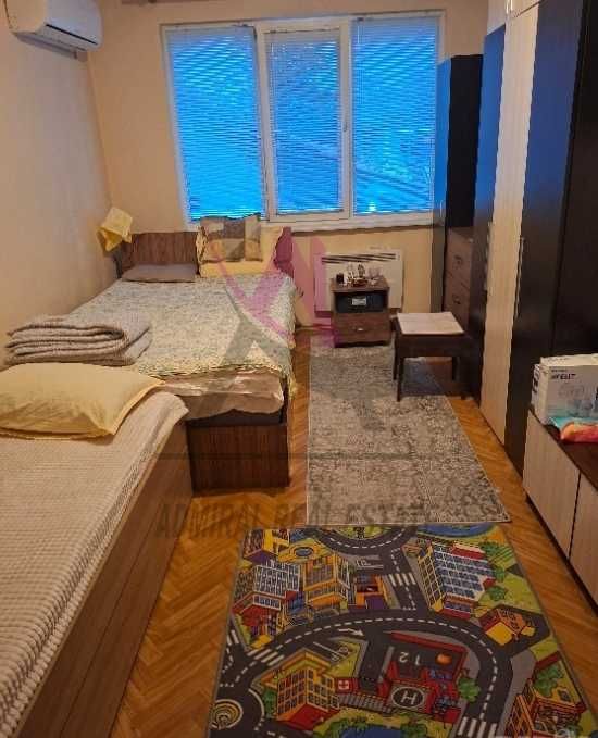 Дава се под наем Тристаен апартамент в Варна, Автогара - 90 кв.м за 255 € - Снимка #2