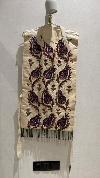 Безрукавка ручная работа